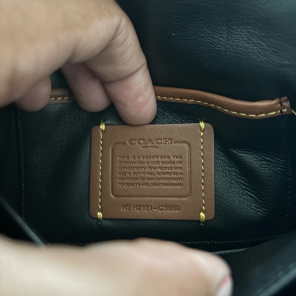 Coach pillow tabby 18 - Picture 7 of 7